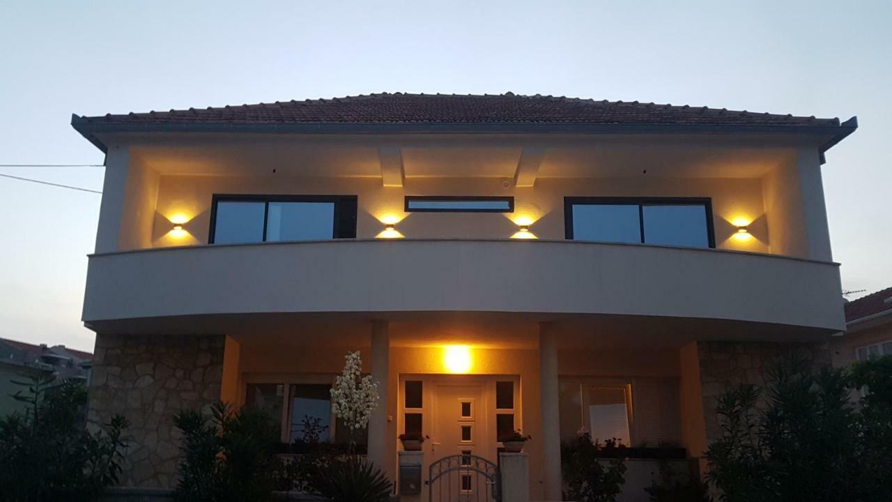 Holiday Home Velebit Nin Luaran gambar