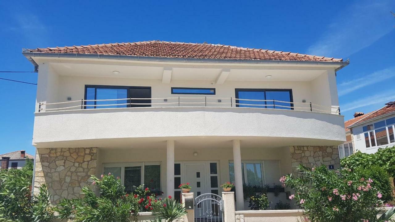 Holiday Home Velebit Nin Luaran gambar