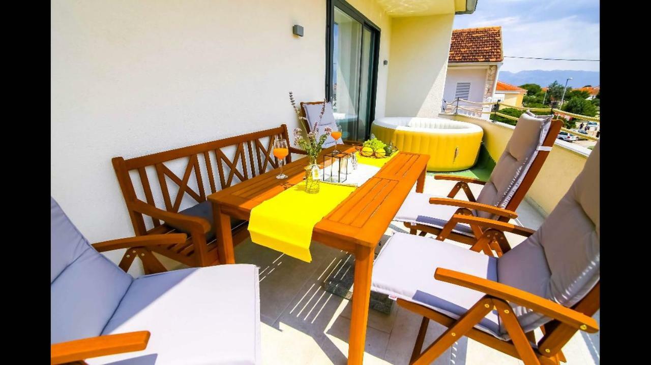 Holiday Home Velebit Nin Luaran gambar